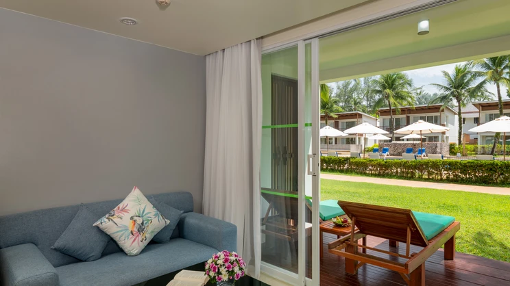 Deluxe Family Garden